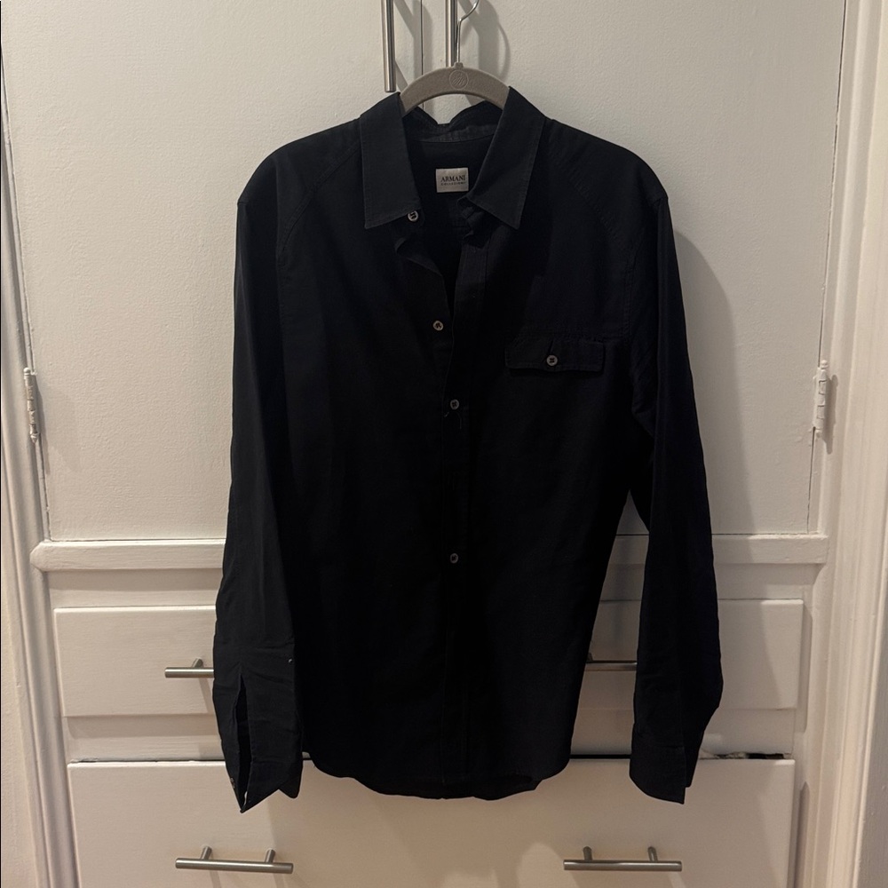 Armani collezioni Casual Button Down Shirt navy blue size medium